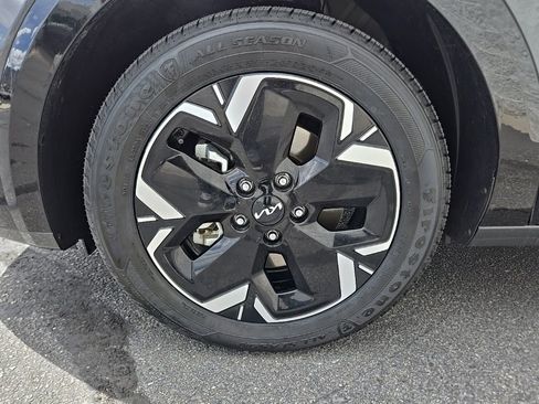 Used 2023 Kia Niro Wind w/ Wind Preserve Package FWD image 15