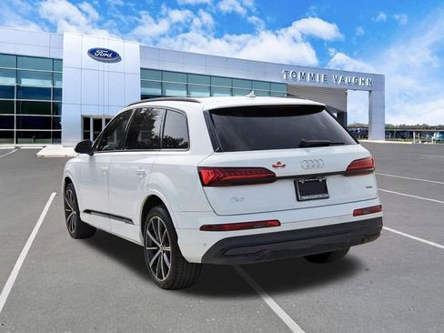 Used 2022 Audi Q7 3.0T Premium Plus w/ Premium Plus Package AWD/4WD image 2