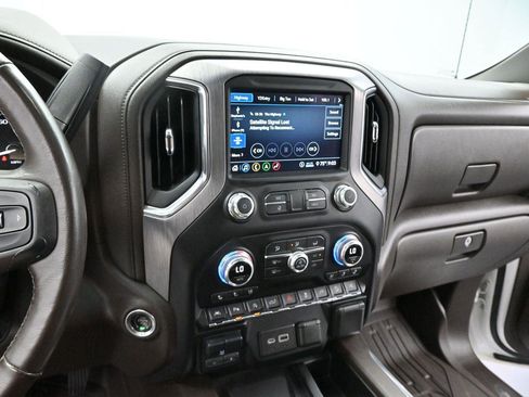 Used 2020 GMC Sierra 1500 Denali w/ Denali Ultimate Package AWD/4WD image 19