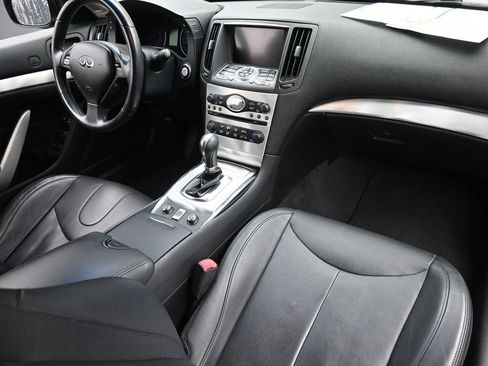 Used 2013 INFINITI G37 Base w/ Premium Pkg image 9