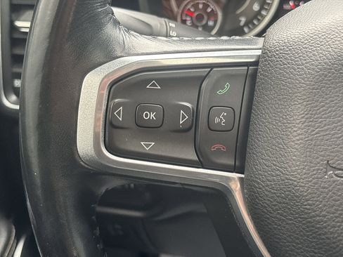 Used 2023 RAM 1500 Laramie AWD/4WD image 4