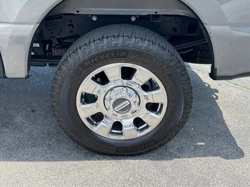 Used 2025 Ford F250 Lariat AWD/4WD image 17