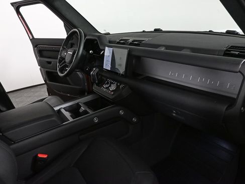 Used 2025 Land Rover Defender 110 Sedona Red Edition AWD/4WD image 21