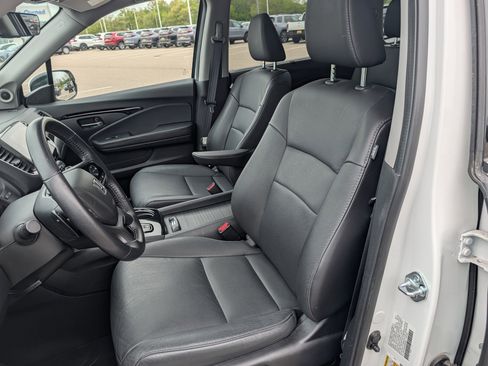 Used 2021 Honda Pilot Touring image 21