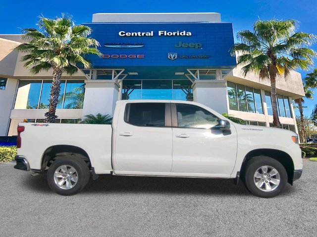 Used 2023 Chevrolet Silverado 1500 LT w/ Protection Package AWD/4WD image 4