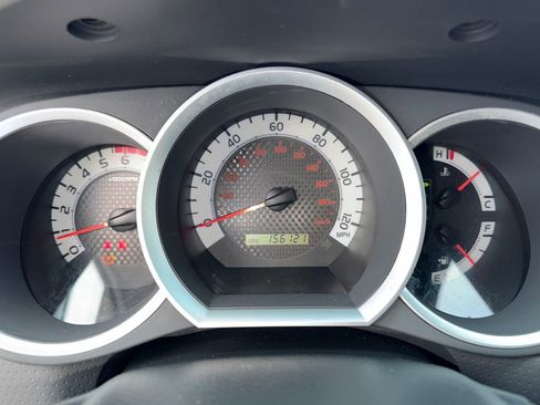 Used 2013 Toyota Tacoma PreRunner image 14