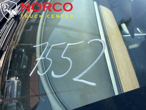 Used 2020 Tesla Model 3 Standard Range Plus image 12