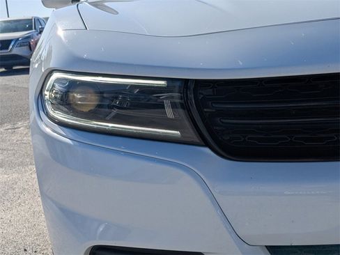 Used 2022 Dodge Charger SXT image 10
