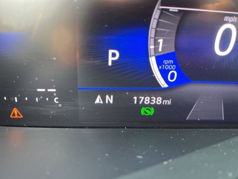 Used 2025 Volkswagen Taos SE image 23