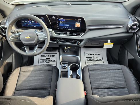 New 2026 Chevrolet Equinox LT w/ Safety and Technology Package FWD image 10