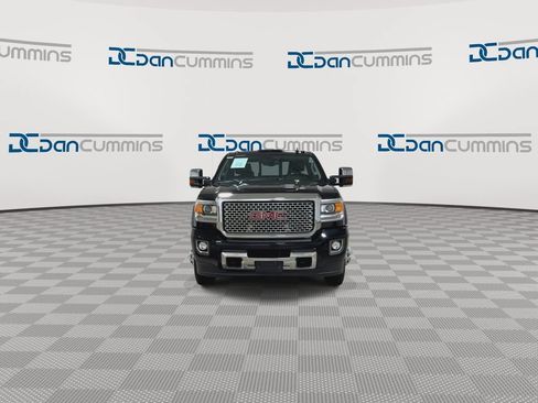 Used 2016 GMC Sierra 3500 Denali w/ Duramax Plus Package AWD/4WD image 4