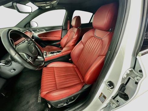 Used 2023 Genesis G70 2.0T w/ Sport Prestige Package RWD image 13