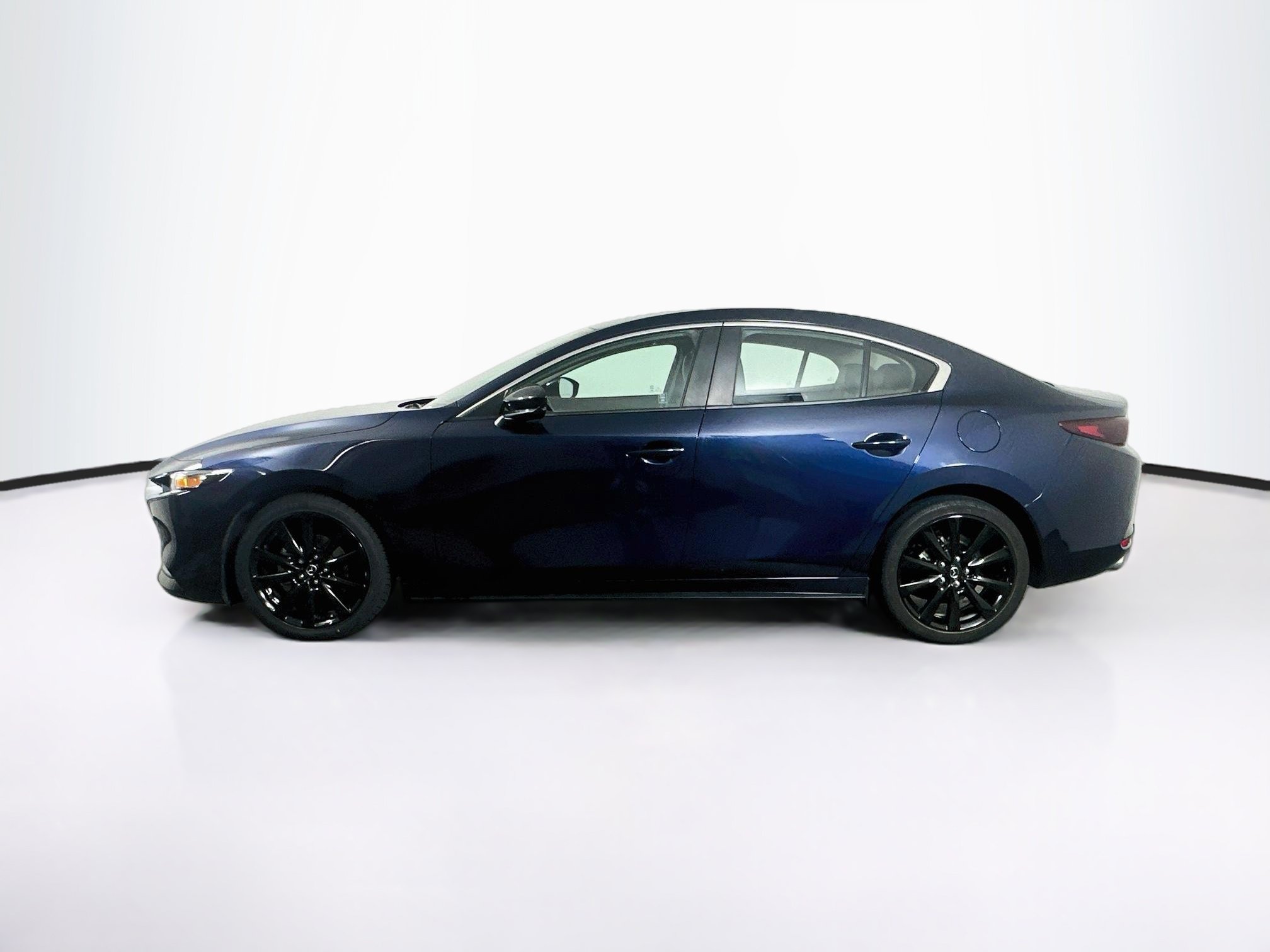 Used 2024 MAZDA MAZDA3 s FWD image 4