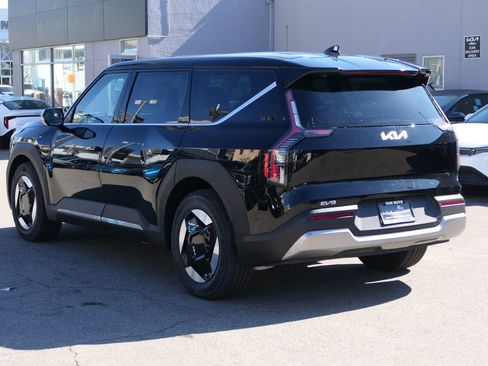New 2026 Kia EV9 Light image 6