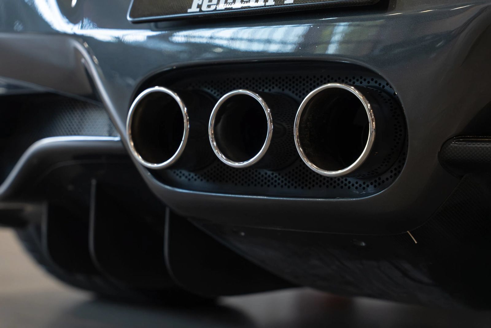 Used 2013 Ferrari 458 Spider RWD image 26