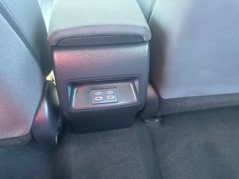 Used 2024 Toyota Corolla LE FWD image 25