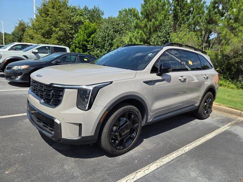Used 2025 Kia Sorento SX AWD/4WD image 4