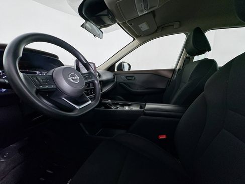 Used 2023 Nissan Rogue S image 21