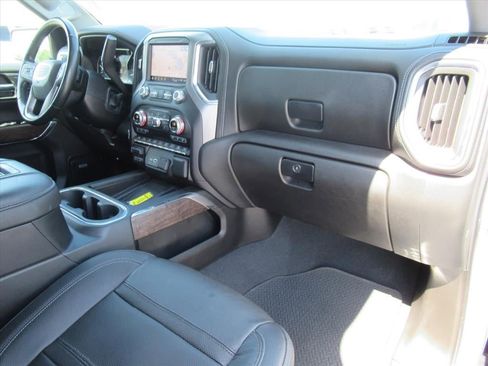 Used 2021 GMC Sierra 1500 Denali w/ Denali Ultimate Package AWD/4WD image 11
