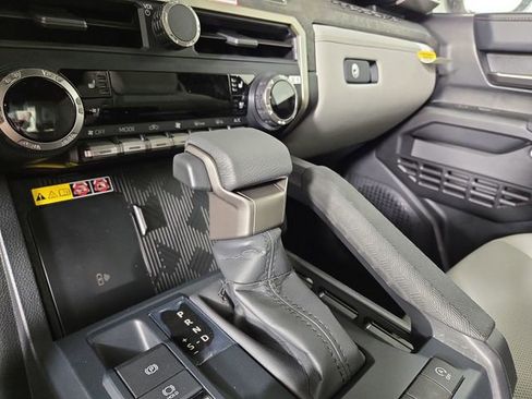 New 2026 Toyota Tacoma Limited AWD/4WD image 19