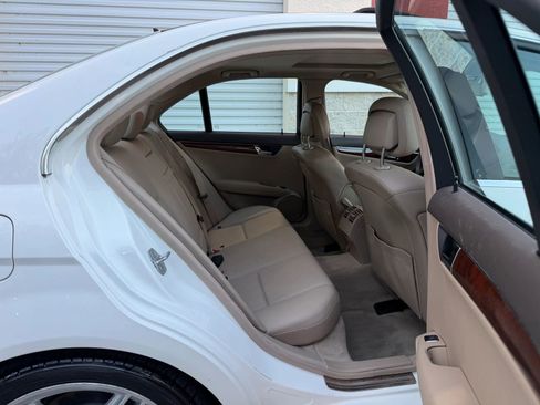 Used 2011 Mercedes-Benz C 300 Sedan image 22