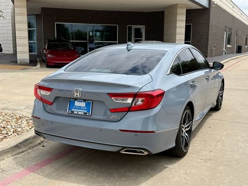 Used 2021 Honda Accord Touring image 5