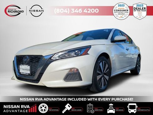 Used 2022 Nissan Altima 2.5 SV image 1