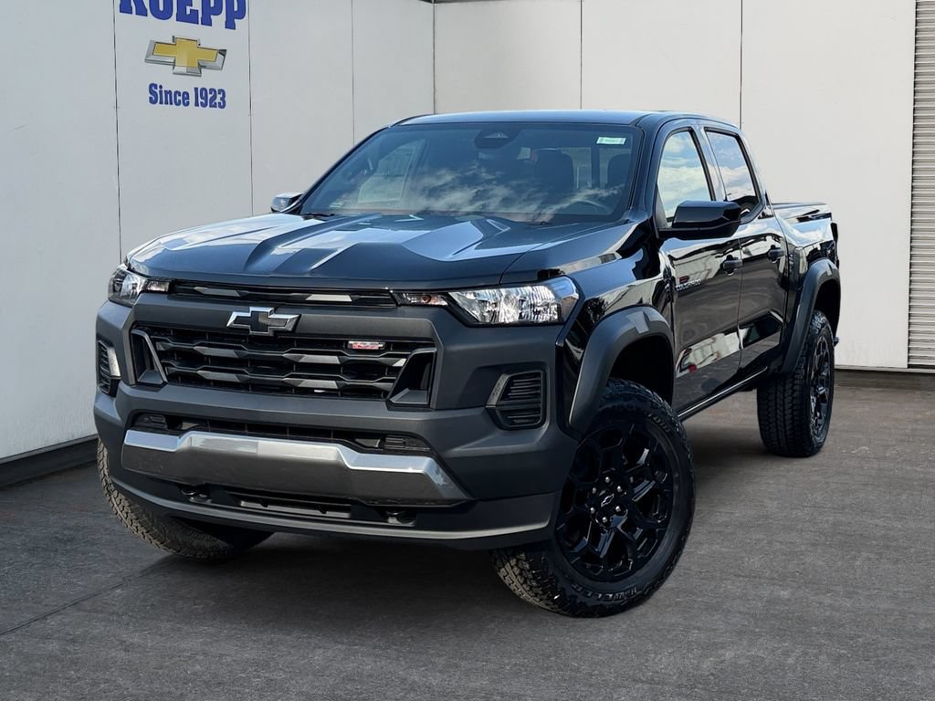 New 2026 Chevrolet Colorado Trail Boss w/ Midnight Edition AWD/4WD image 1