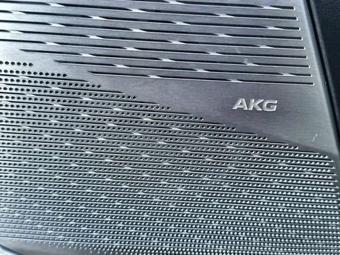 New 2025 Cadillac Optiq Luxury 1 image 25