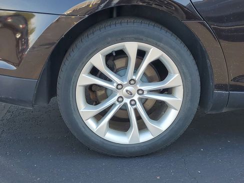 Used 2013 Ford Taurus SEL image 29