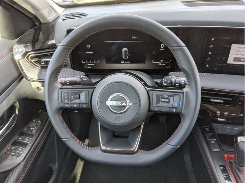 Certified 2025 Nissan Kicks SR AWD/4WD image 14
