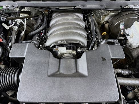 Used 2017 Chevrolet Silverado 1500 LT w/ All Star Edition image 38