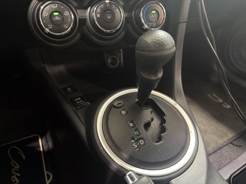 Used 2015 Scion tC FWD image 18
