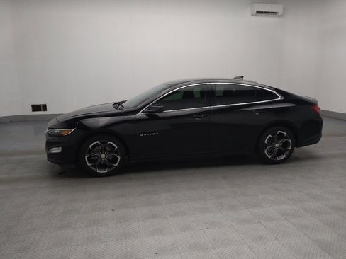 Used 2022 Chevrolet Malibu LT image 2