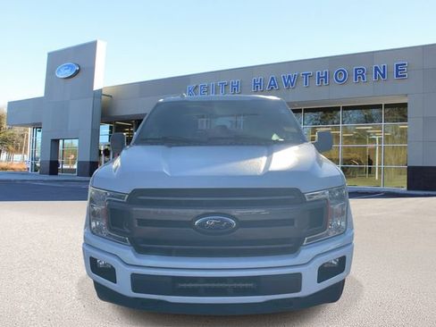 Used 2018 Ford F150 XLT w/ Equipment Group 302A Luxury AWD/4WD image 2