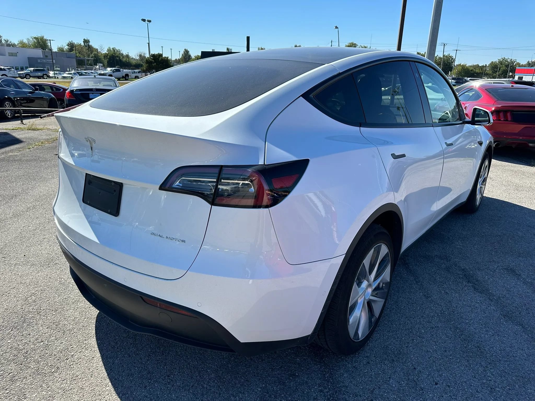 Used 2020 Tesla Model Y Long Range AWD/4WD image 32