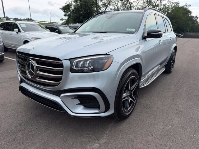 New 2026 Mercedes-Benz GLS 450 4MATIC image 3