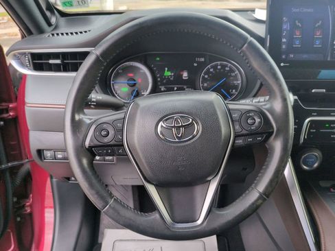 Used 2021 Toyota Venza Limited w/ Advanced Technology Package AWD/4WD image 16