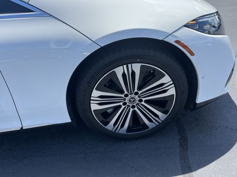Used 2023 Mercedes-Benz EQS 450+ Sedan image 13