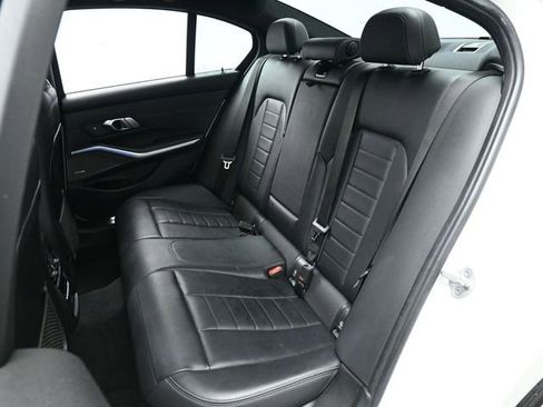 Used 2021 BMW 330i xDrive 330i xDrive w/ M Sport Package image 15