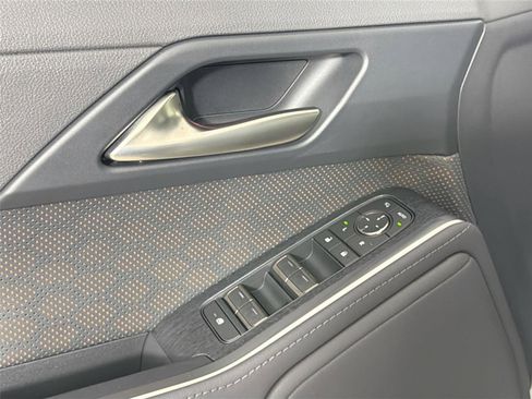 Used 2024 Lexus GX 550 w/ Accessory Package (Z1) AWD/4WD image 17