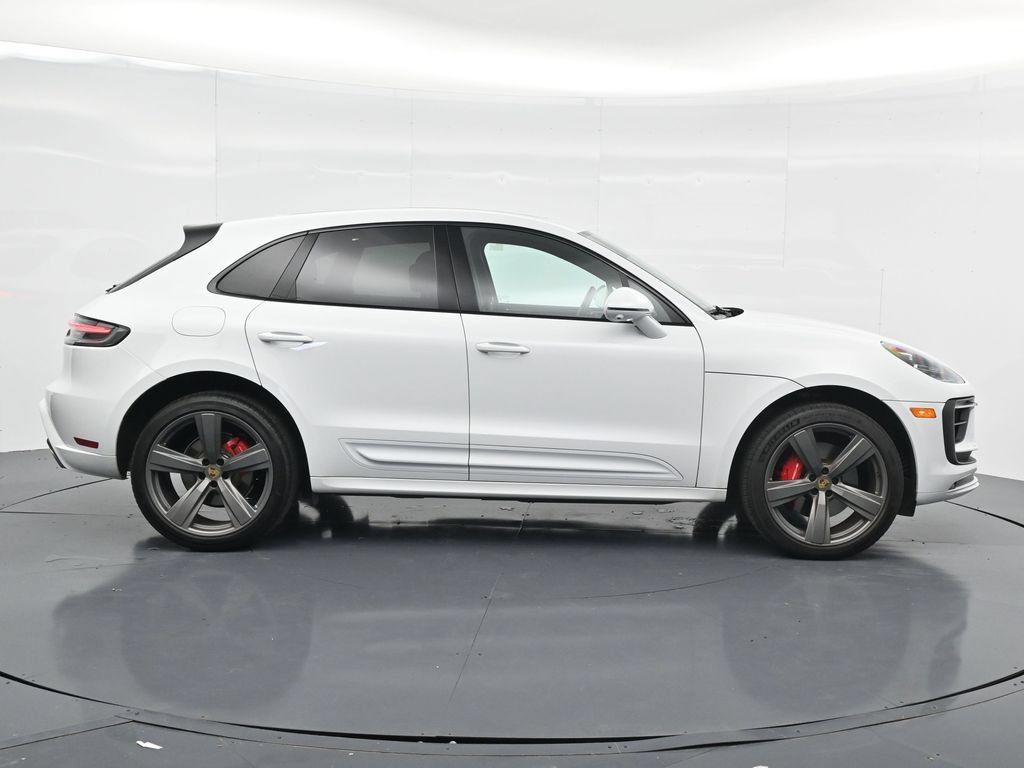 Certified 2026 Porsche Macan S AWD/4WD image 8