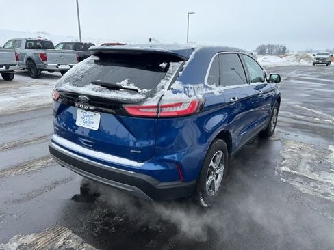 Used 2024 Ford Edge SEL w/ Convenience Package image 5