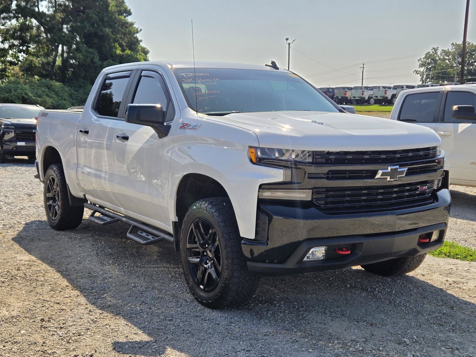 Used 2021 Chevrolet Silverado 1500 LT Trail Boss w/ Bed Protection Package AWD/4WD image 3