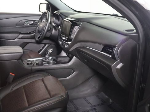 Used 2024 Chevrolet Traverse High Country w/ LPO, Cargo Package AWD/4WD image 32