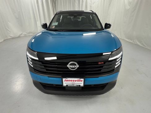 New 2026 Nissan Kicks SR w/ SR Premium Package AWD/4WD image 8