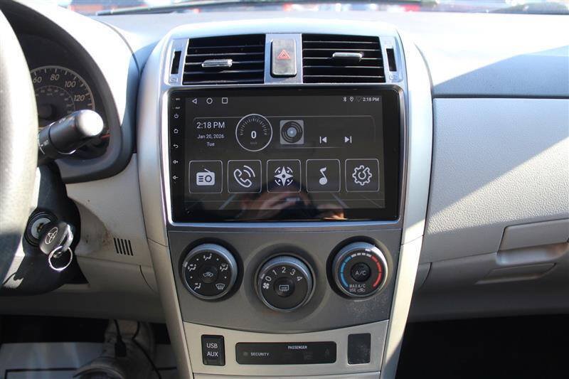 Used 2013 Toyota Corolla LE FWD image 15