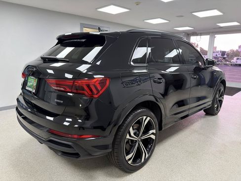 Used 2023 Audi Q3 2.0T Premium Plus w/ Premium Plus Package AWD/4WD image 3