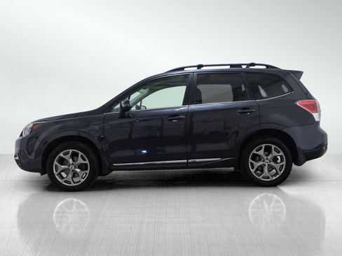 Used 2018 Subaru Forester 2.5i Touring AWD/4WD image 3