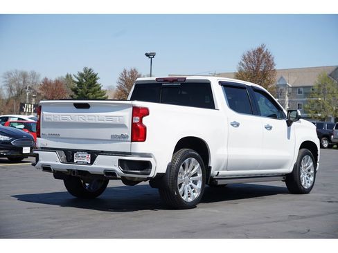 Used 2021 Chevrolet Silverado 1500 High Country image 3